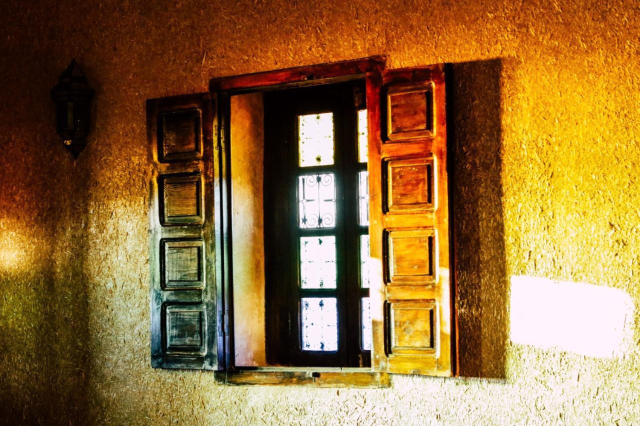 Riad Caravasar Мерзуга Экстерьер фото