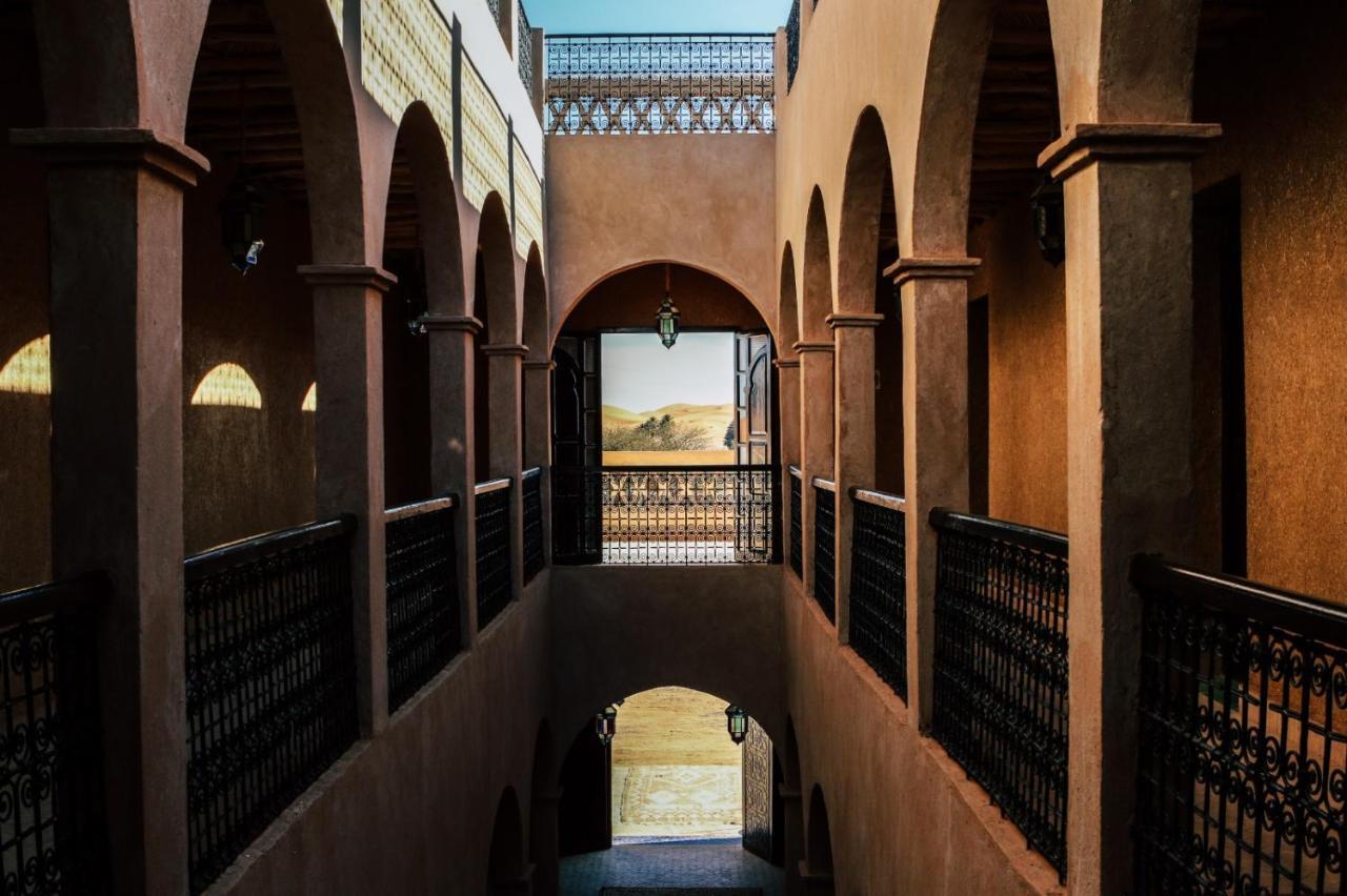 Riad Caravasar Мерзуга Экстерьер фото