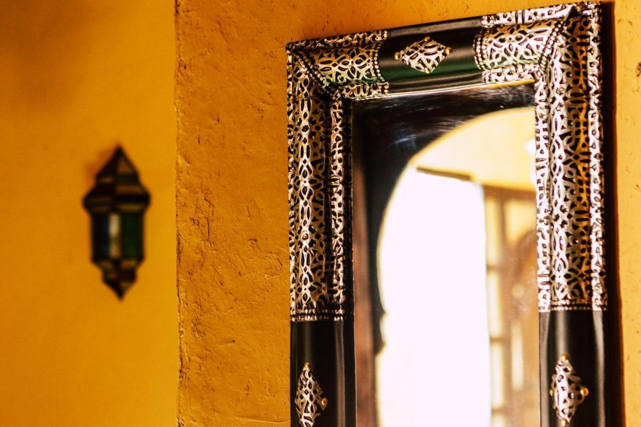 Riad Caravasar Мерзуга Экстерьер фото