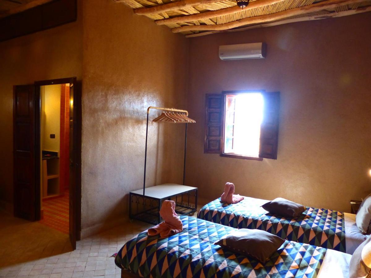 Riad Caravasar Мерзуга Экстерьер фото