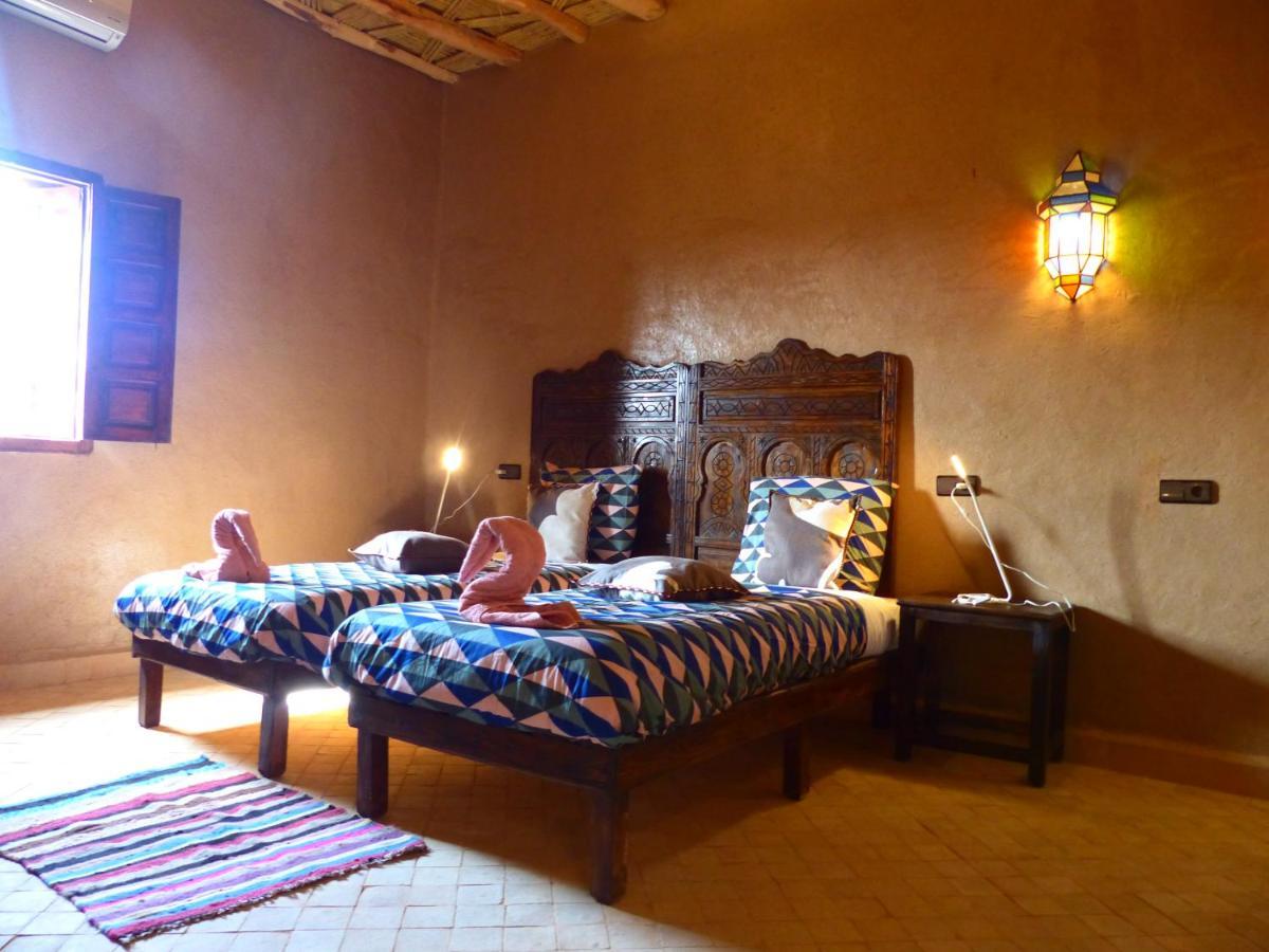 Riad Caravasar Мерзуга Экстерьер фото