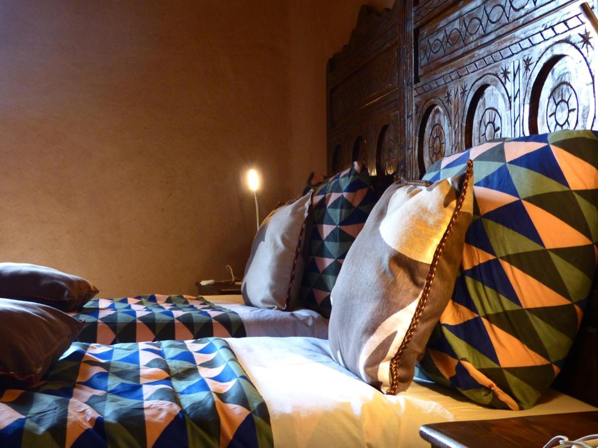 Riad Caravasar Мерзуга Экстерьер фото